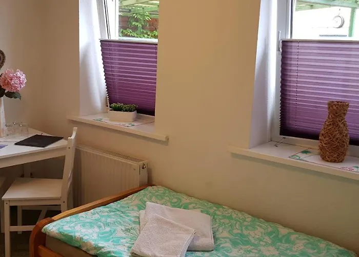 招待所 Bartoschewitz *